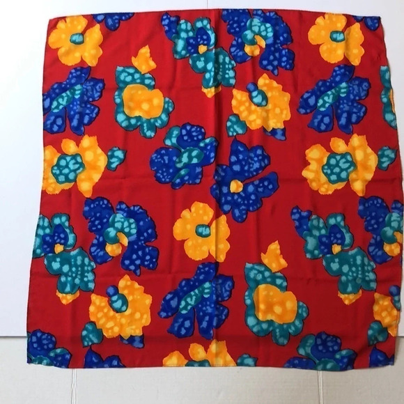 Abstract Floral  Scarf - Picture 3 of 6